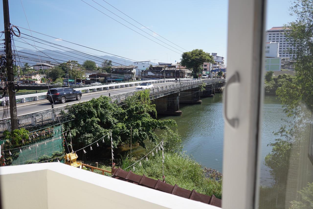 The River Guest House Chanthaburi Esterno foto